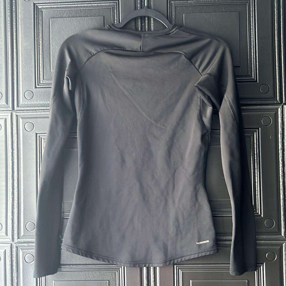 Adidas Running top - Picture 2 of 3
